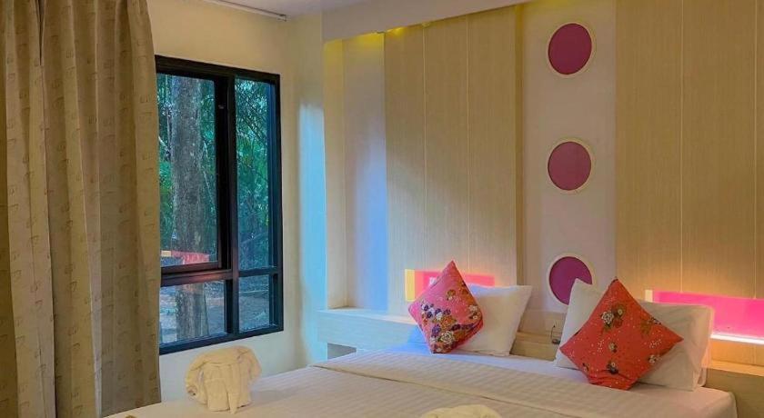 Na Tubthieng Boutique Resort Trang Exterior photo